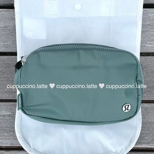 💚NWT🌊Lululemon Athletica Everywhere Belt Bag in Tidewater Teal Extended Strap